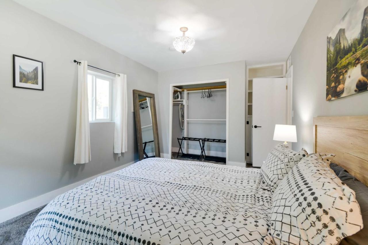 Waterfront Mariposa Hideaway Hot Tub And Mtn Views! Βίλα Εξωτερικό φωτογραφία
